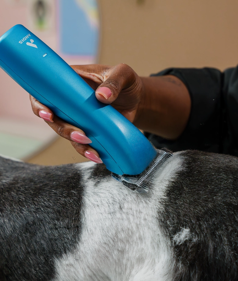 Thumbnail 563532 7FW UltraEdge blade in-use